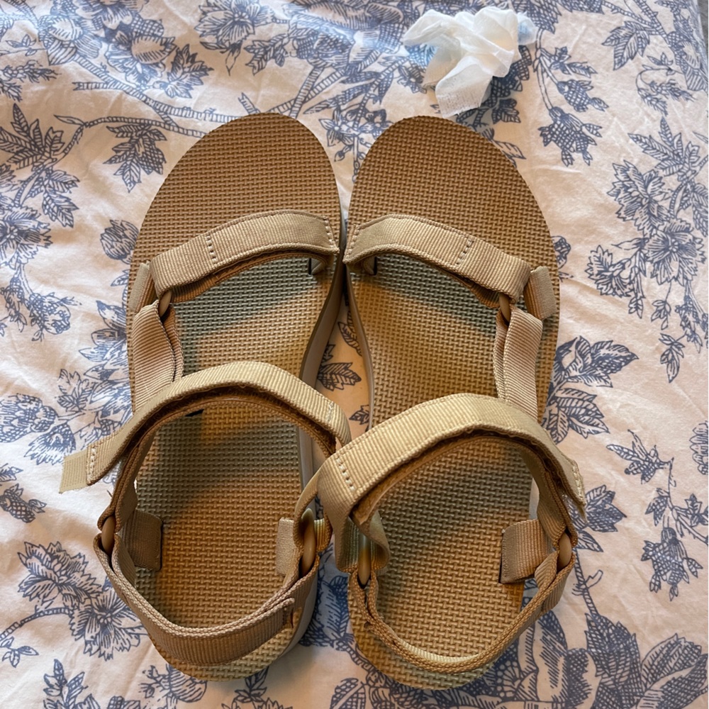 Platform Tevas - image 1